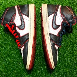 Nike - Jordan 1’s High Retro - Size 12 - Bloodline w/ original box.